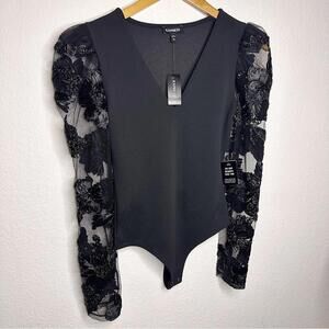 NWT Express Exaggerated Sheer Lace Long Sleeve Bodysuit in Black Size XS $60